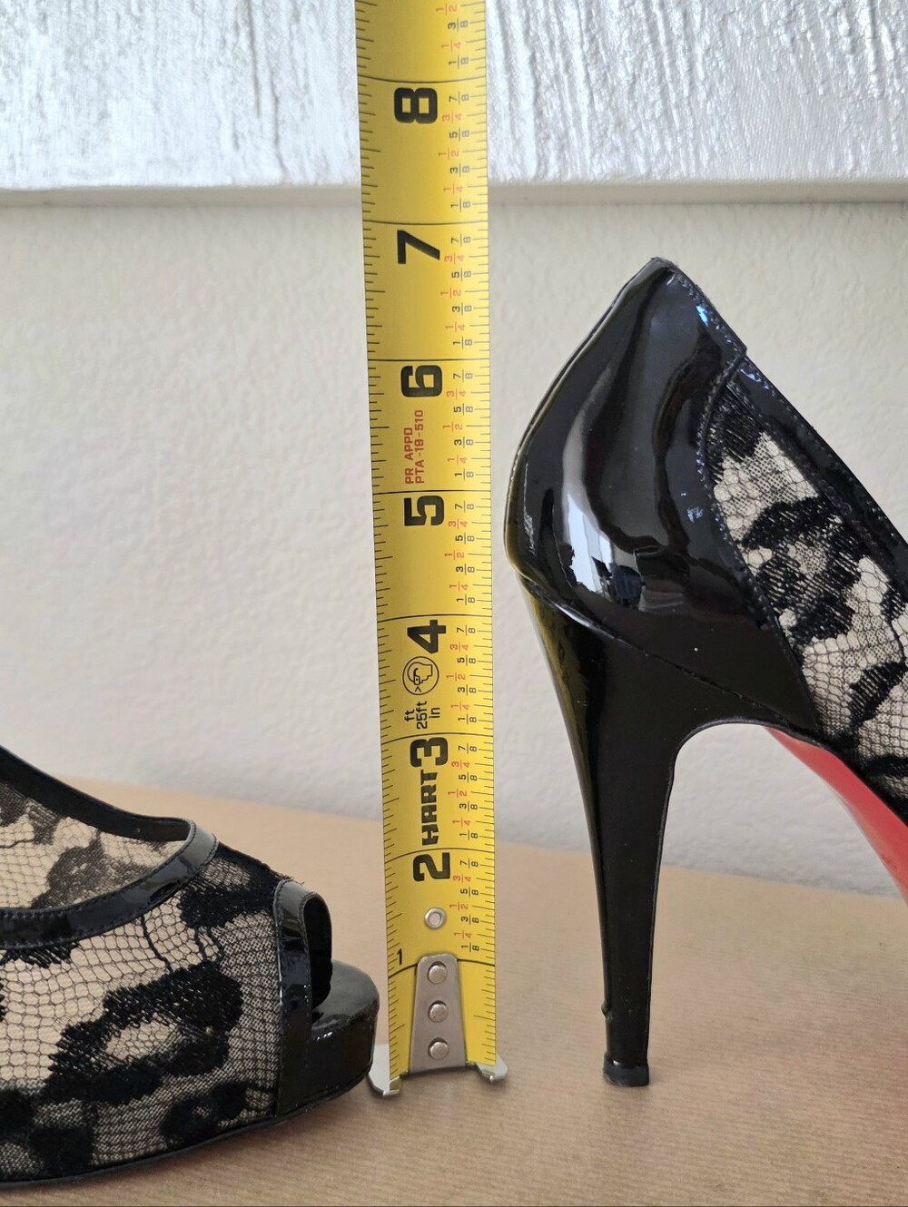 Authentic Christian Louboutin Black Lace & Patent Leather Peep Toe Pumps EU 38.5 - Picture 15 of 16